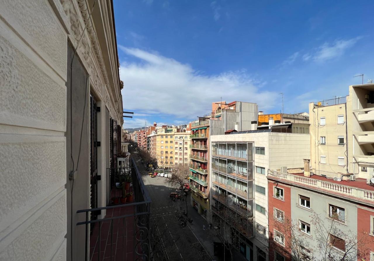 Stay U-Nique Apartments Calabria Barcelona Exteriör bild